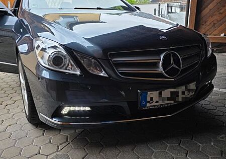 Mercedes-Benz E 250 Coupé CGI BlueEFFICIENCY ELEGANC...