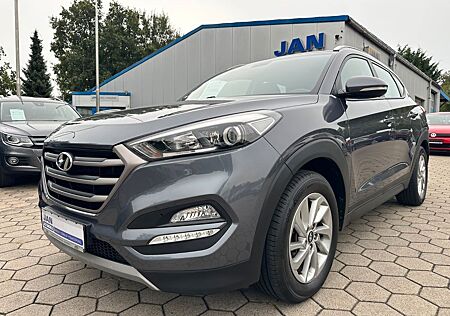 Hyundai Tucson blue 2WD Automatik Navi PDC AHK S-Heft