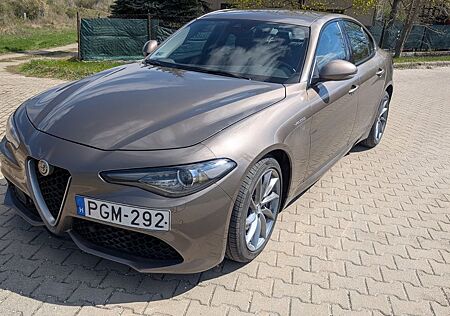 Alfa Romeo Giulia 2.2 Diesel Q4 Veloce AUT+NAVI+LEDER