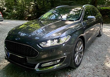 Ford Mondeo 2,0 TDCi 132kW Vignale Turnier PowerS...P