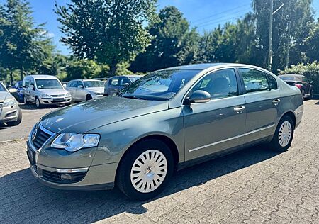 VW Passat Volkswagen Lim. Comfortline*1.HAND*SCHIEBEDACH*TÜV
