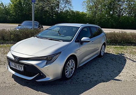 Toyota Corolla 2,0 Hybrid TS Team Deutschland
