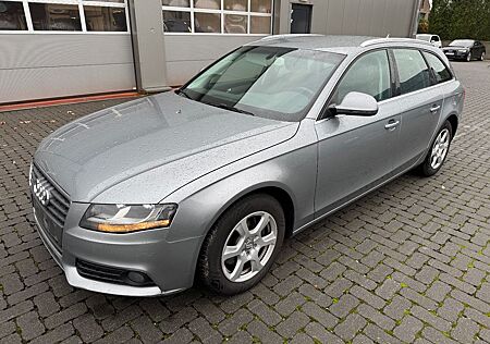 Audi A4 Avant 2,0 D Leder Klimaautomat Navi Alus Eur5