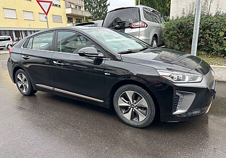 Hyundai Ioniq Style Elektro*KAMERA*LED*INFINITY