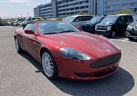 Aston Martin DB9 Volante 5.9L V12 mit ZF-Automatik