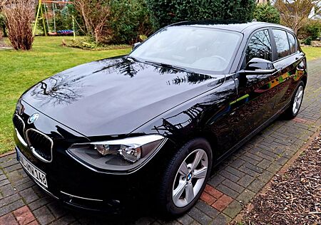 BMW 116i Sport Line Sport Line
