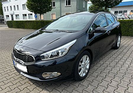 Kia Cee'd / Ceed 1.6 CRDi Spirit Spirit