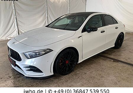 Mercedes-Benz A 250 4M AMG Distronic|Multibeam|360°|Memory
