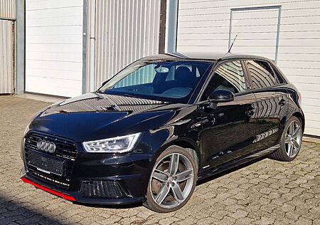 Audi A1 Sportback 1,8 TFSI Teilleder Navi
