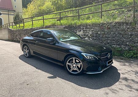 Mercedes-Benz C 300 Coupé - Panorama/KeylessGo/Kamera/AMG Line