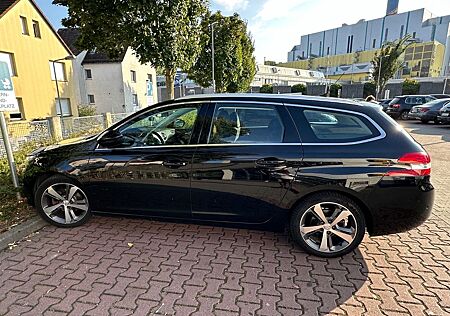 Peugeot 308 SW Allure BlueHDi 120 STOP & START Allure