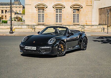 Porsche 911 Urmodell 911 991.2 Turbo S Convertible *Triple Black*