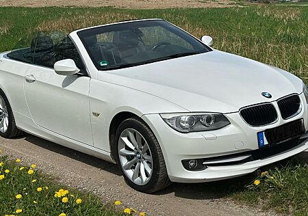 BMW 320i Cabrio - gepflegtes Garagenfahrzeug
