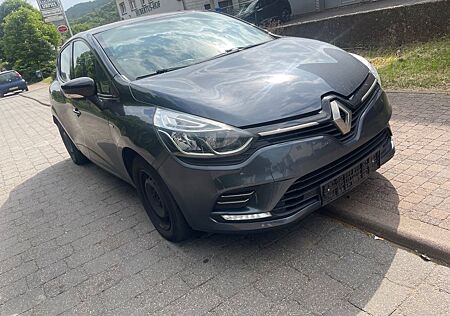 Renault Clio TCe 90 Limited 2018 Limited 2018 navi pdc