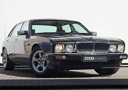 Jaguar XJ40 Sovereign | NEU | Elektr. seats | Cruise