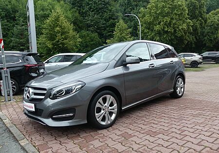 Mercedes-Benz B 200 B200*4Matic*SHZ*Kamera*Scheckheft*Navi*Leder