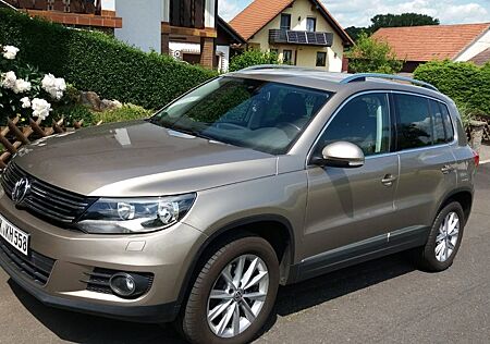 VW Tiguan Volkswagen 2.0 TDI 4MOT BlueMotion Tech Trend & ...