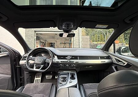 Audi Q7 3.0 TDI quattro tiptronic -S Line