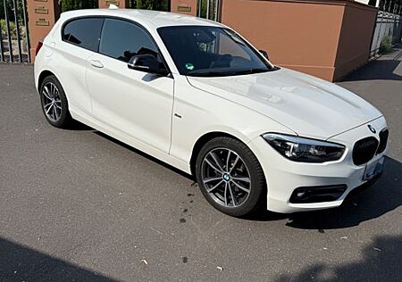 BMW 118i Sport Line Sport Line