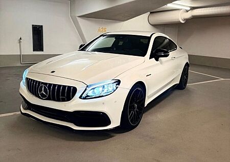 Mercedes-Benz C 63 AMG Mercedes-AMG C 63 S + 2 Jahre Garantie