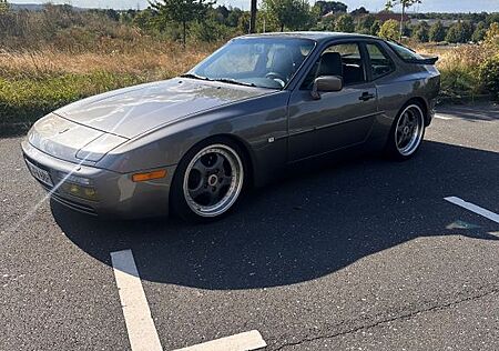 Porsche 944 Turbo Targa