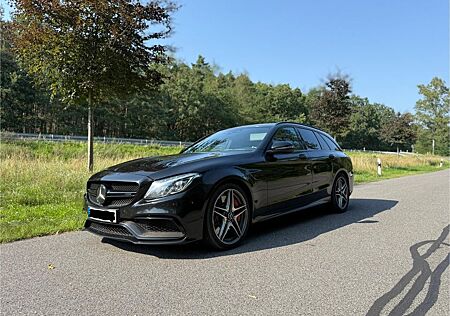 Mercedes-Benz C 63 AMG C 63 S AMG Shadow Line