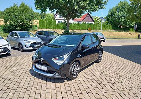 Toyota Aygo (X) -play Team Deutschland