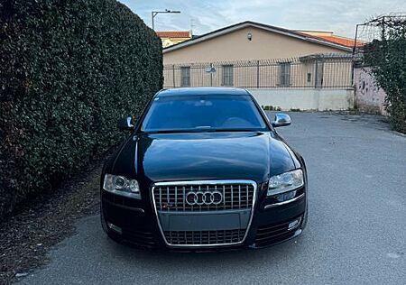 Audi S8 5.2 tiptronic quattro -