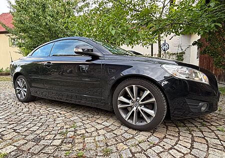 Volvo C70 Cabrio D3 Summum, Black Sapphire Metallic