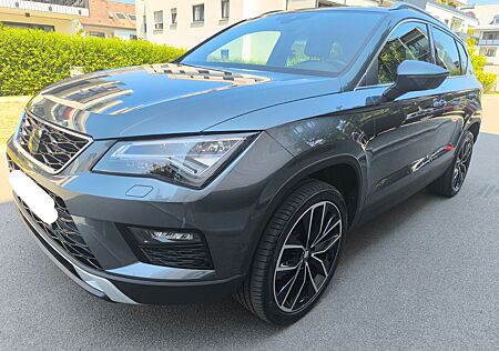 Seat Ateca 1.4 TSI 4Drive DSG 360° ACC AHK Pano Sound
