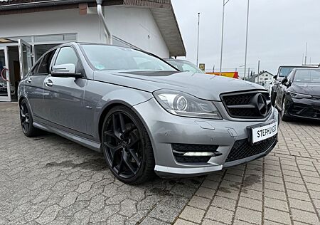 Mercedes-Benz C 300 300 C -Klasse Lim ! AMG LINE ! AUTOMATIK !