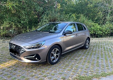 Hyundai i30 FL 1.5 Benzin Turbo M/T (48V) Intro Edition