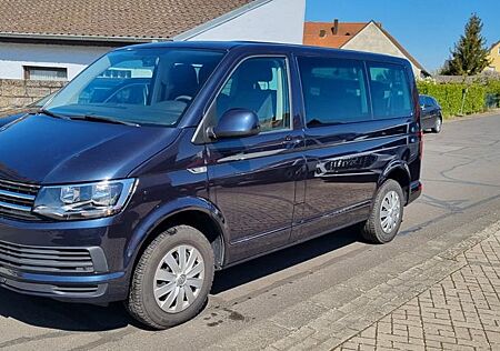 VW T6 Caravelle Volkswagen T6 2.0 TDI Caravelle Comfortline KR 9 Sitze