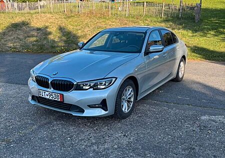 BMW 318d Sport Line Sport Line