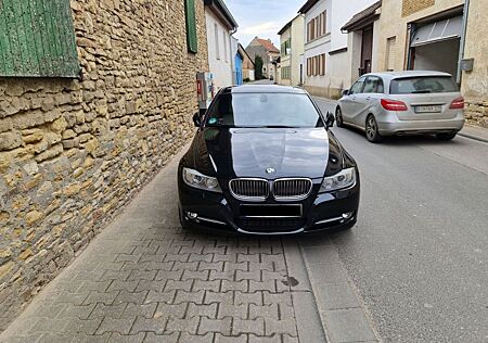 BMW 320d xDrive Edition Exclusive Edition Exclusive