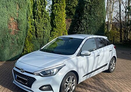 Hyundai i20 1.0 T-GDI 74kW DCT Active Style Active Style