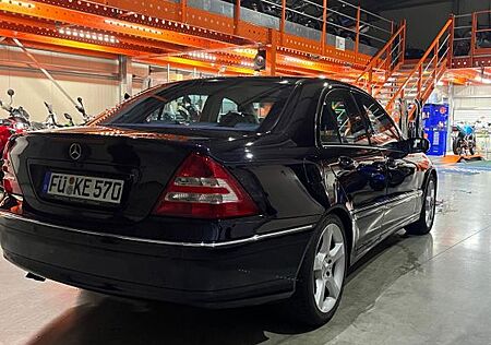 Mercedes-Benz C 180 KOMPRESSOR AVANTGARDE Avantgarde