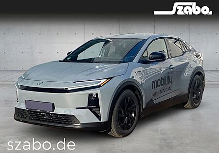 Toyota C-HR + 165 kW + BEV 1 4x2 Teamplayer ECV Nav