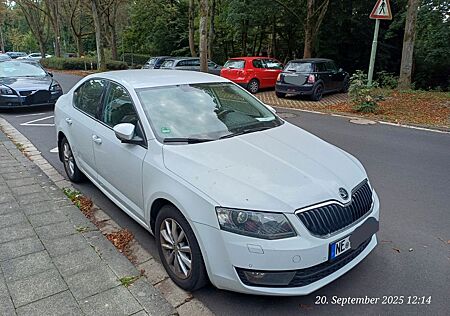 Skoda Octavia 1.6 TDI DSG Ambition Ambition