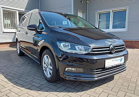 VW Touran Volkswagen 1.5 TSI DSG Highline ACC/APP/SHZ/Kamer...