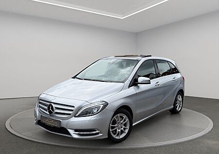 Mercedes-Benz B 200 CDI*1 Hand*Bi-Xenon*Pano*
