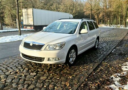 Skoda Octavia 1.4 TSI Elegance Combi Elegance