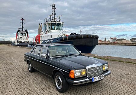 Mercedes-Benz 200