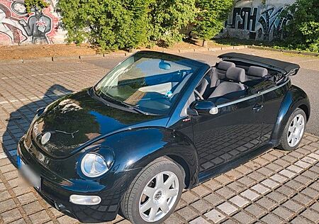 VW Beetle Volkswagen Cabrio TDI Diesel 3.H. schwarz Navi Alarm