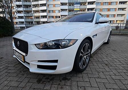 Jaguar XE S Automatik S