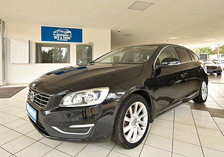 Volvo V60 Kombi Summum SHZ Klima Tempomat Memory Leder