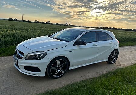 Mercedes-Benz A 250 AMG Line DCT AMG Line