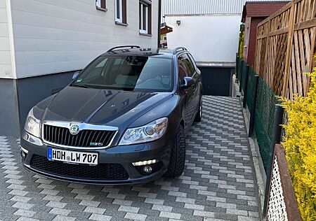 Skoda Octavia 2.0 TDI DSG RS Combi RS