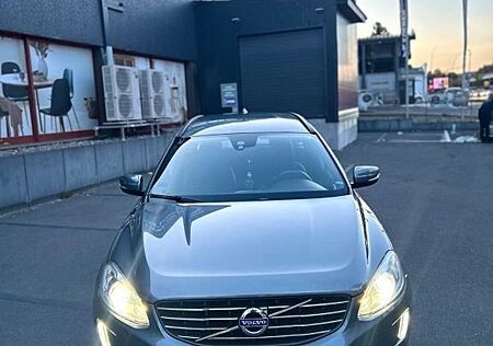 Volvo XC 60 XC60 D4 AWD Momentum Geartronic Momentum