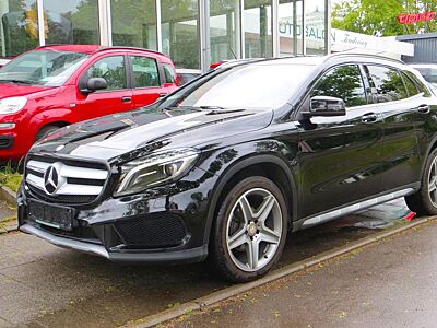 Mercedes-Benz GLA 200 AMG Line* 19" Alu*Navi*Automatik*Xenon*